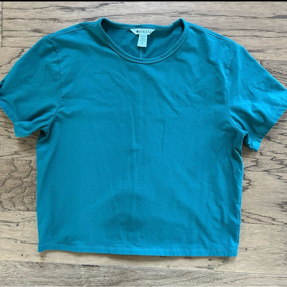Athleta Essential Short Sleeve T-Shirt